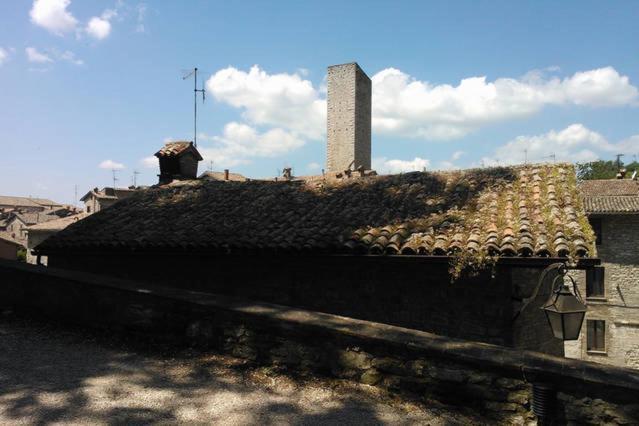 La Casa Della Nonna Bed and Breakfast Gubbio Esterno foto